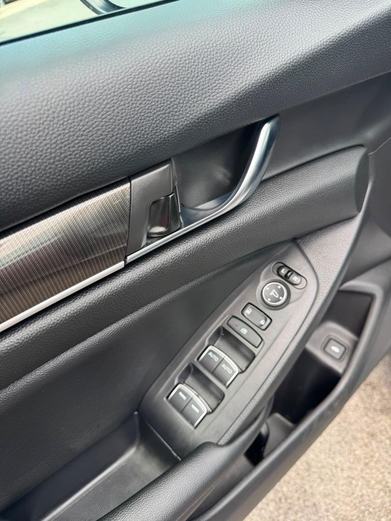 2020 Honda Accord - $22,995