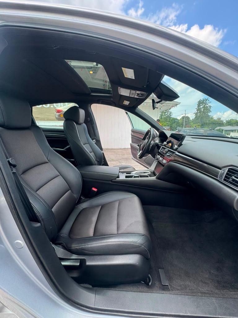 2020 Honda Accord - $22,995