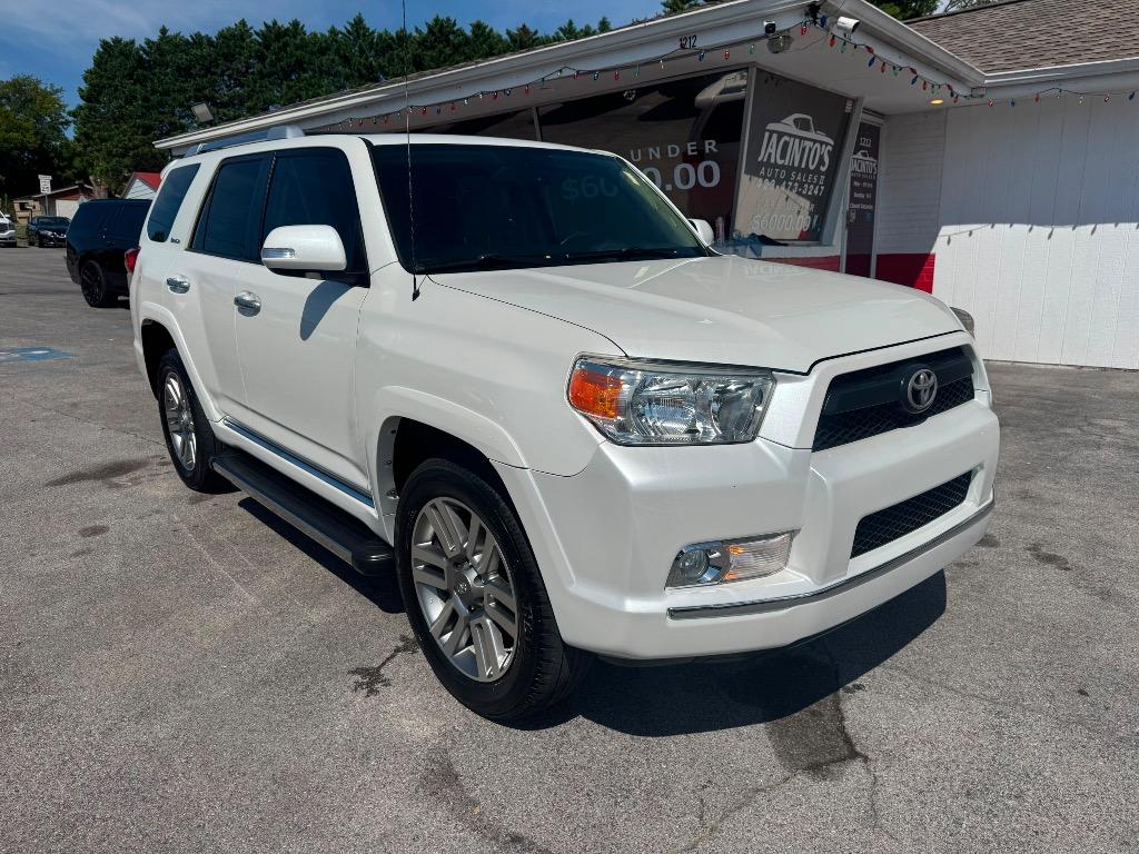 2013 Toyota 4Runner - $22,995