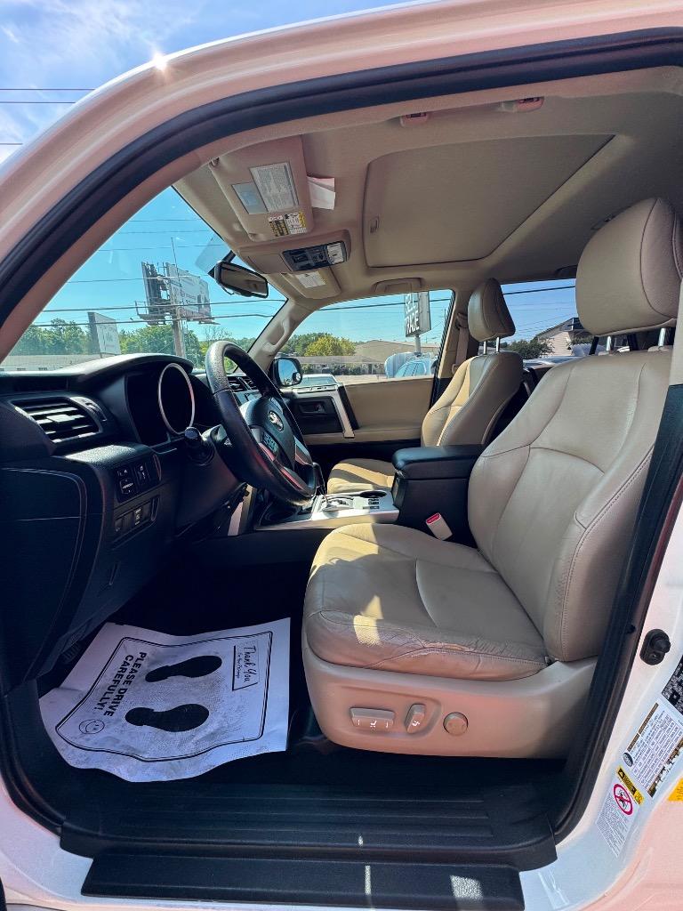 2013 Toyota 4Runner - $22,995