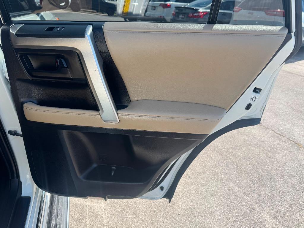 2013 Toyota 4Runner - $22,995