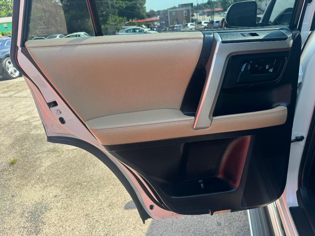 2013 Toyota 4Runner - $22,995