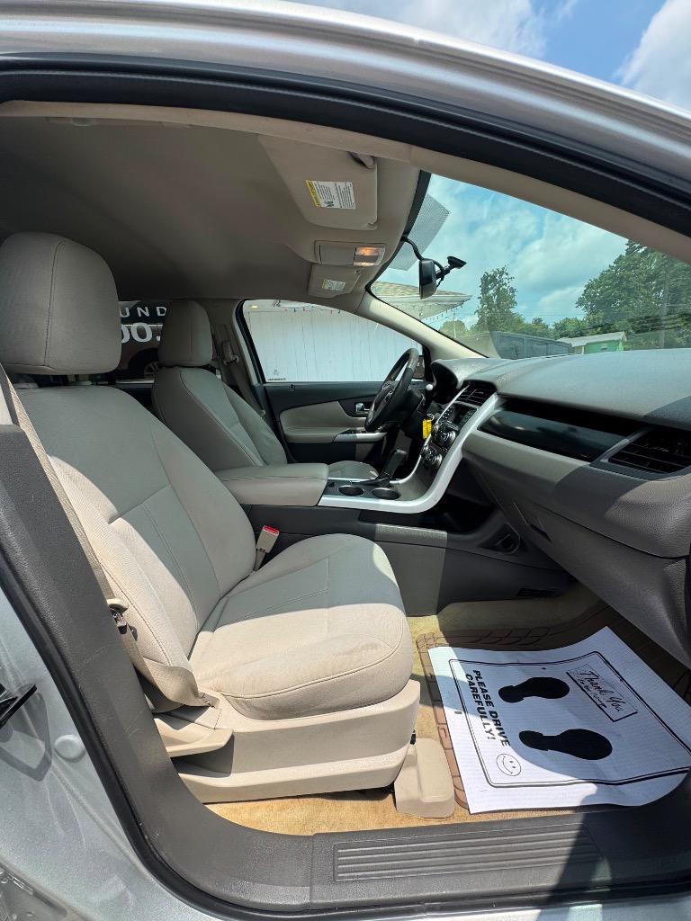 2011 Ford Edge - $5,995