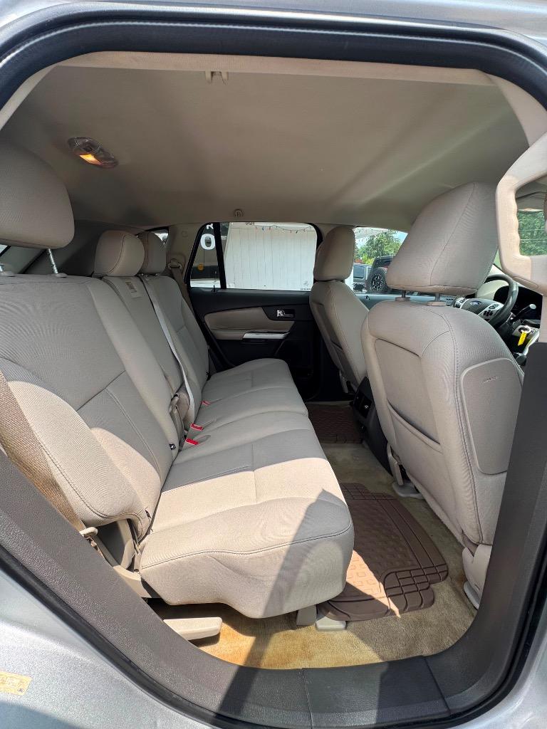 2011 Ford Edge - $5,995