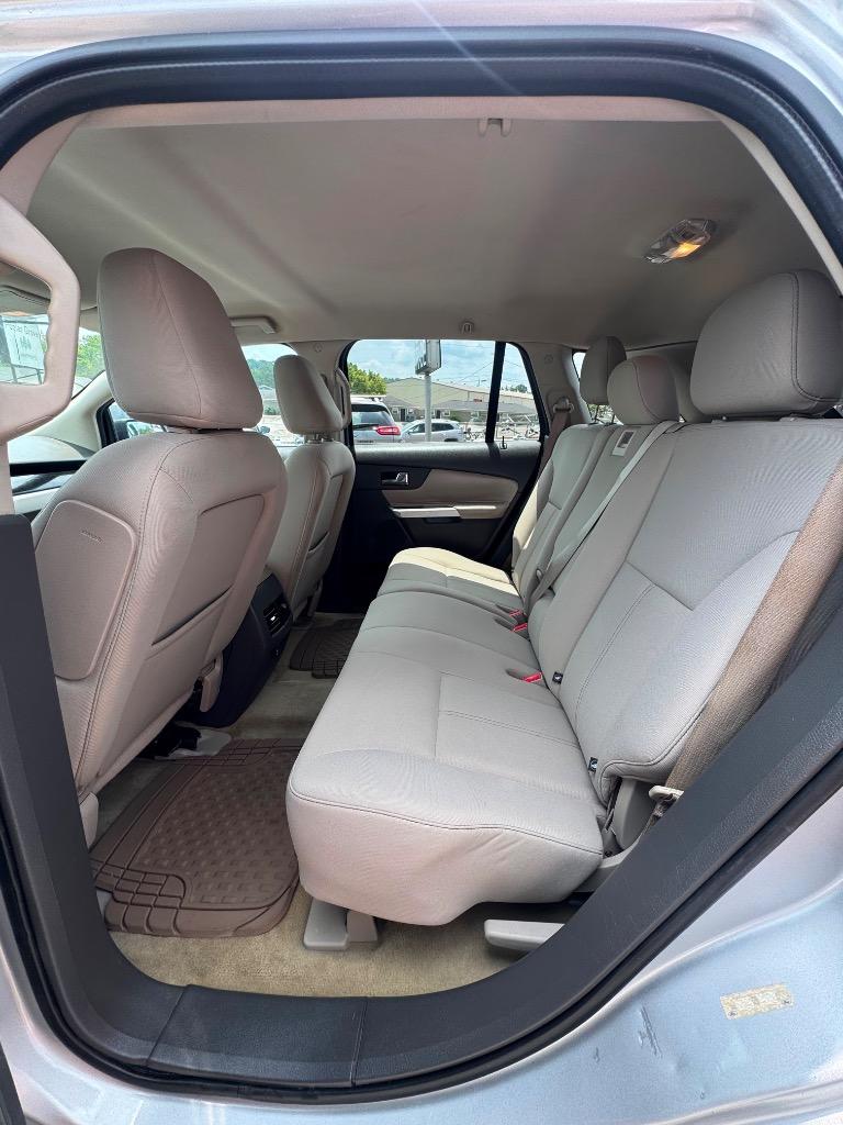 2011 Ford Edge - $5,995
