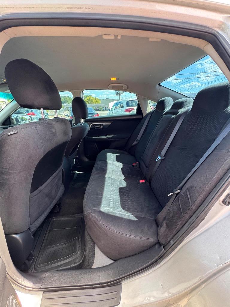 2014 Nissan Altima - $7,995