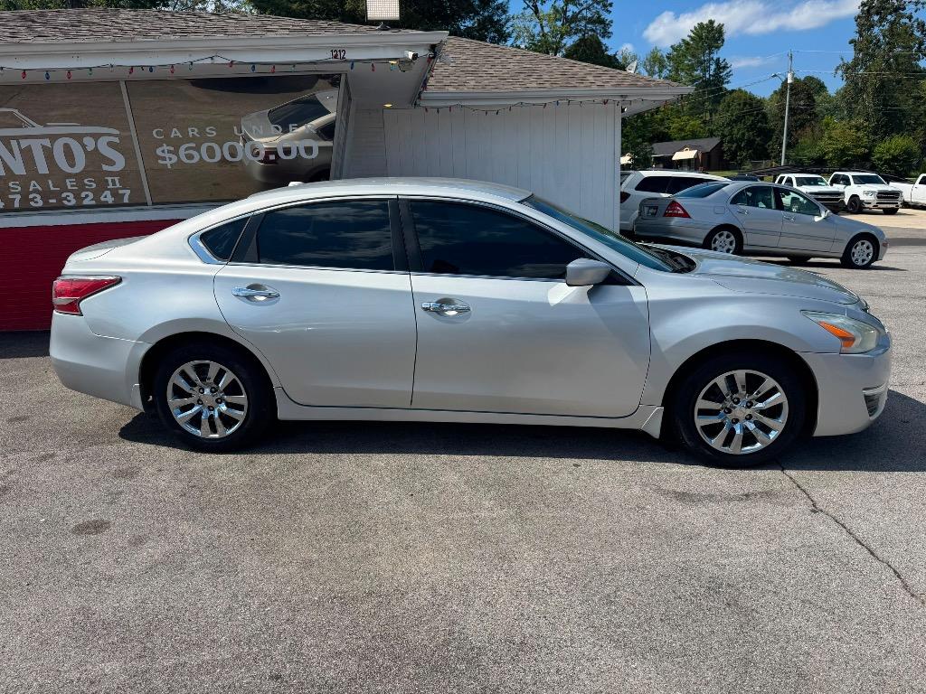 2014 Nissan Altima - $7,995