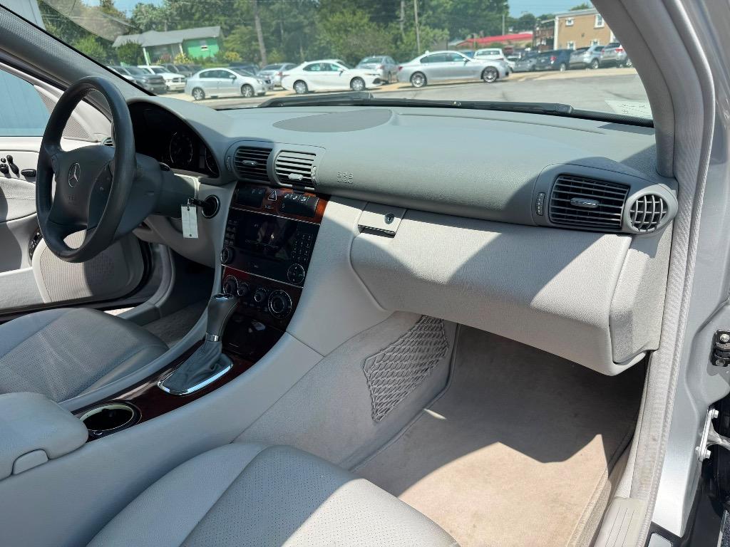 2005 Mercedes-Benz C-Class - $10,995
