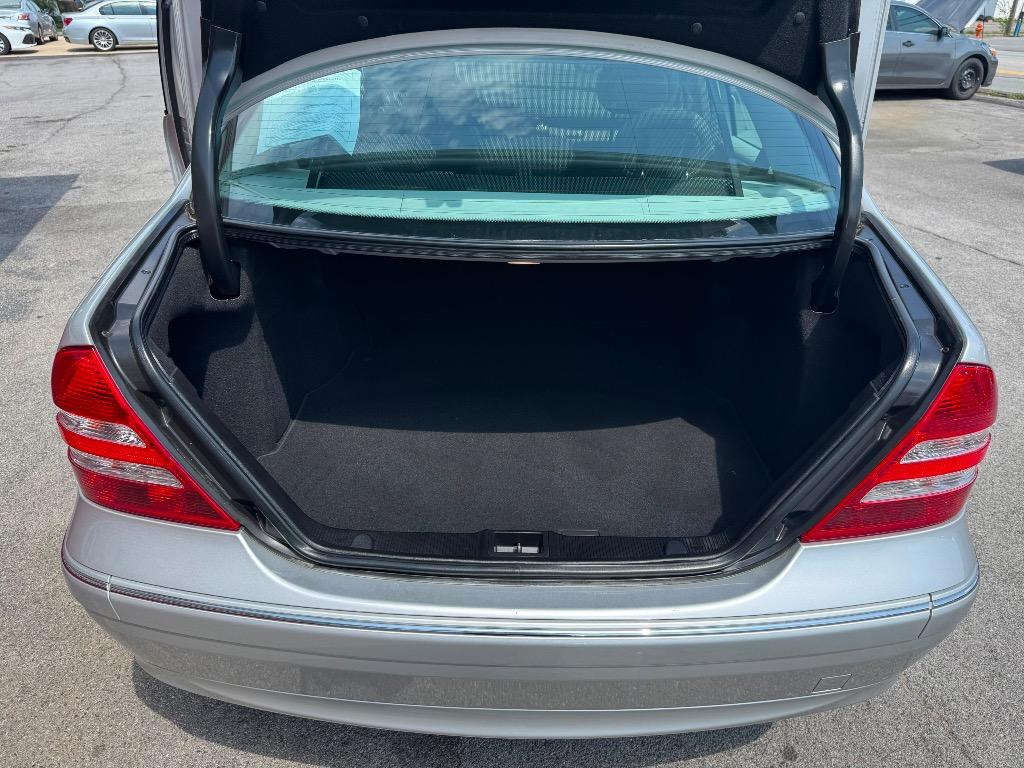 2005 Mercedes-Benz C-Class - $10,995