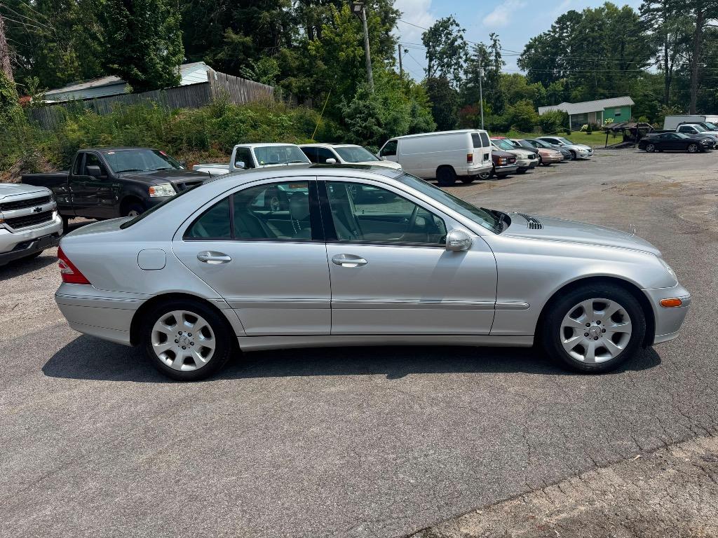 2005 Mercedes-Benz C-Class - $10,995