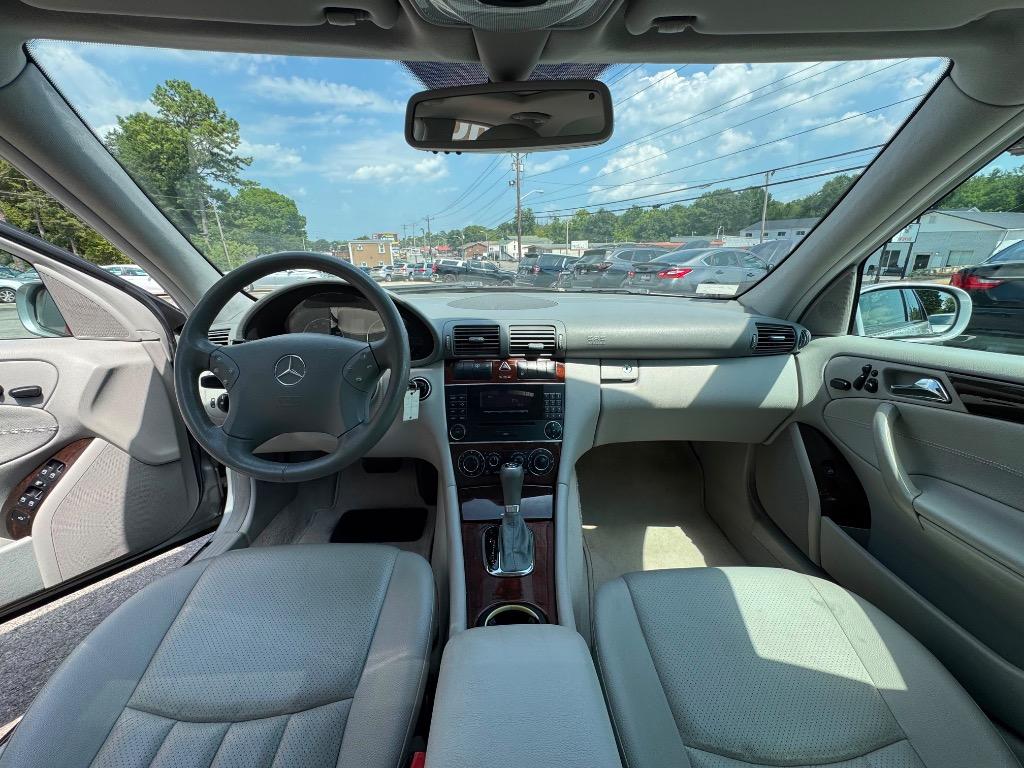 2005 Mercedes-Benz C-Class - $10,995