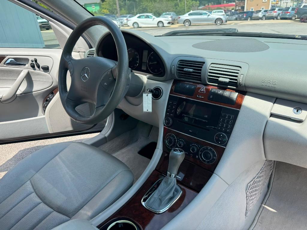 2005 Mercedes-Benz C-Class - $10,995