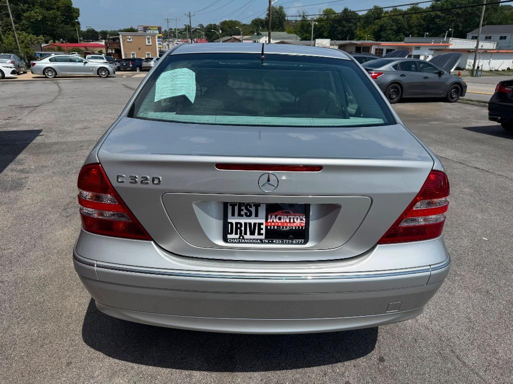2005 Mercedes-Benz C-Class - $10,995