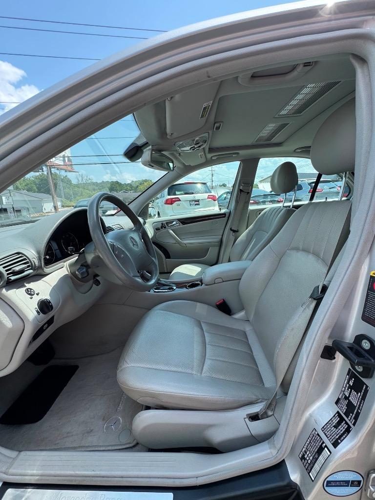 2005 Mercedes-Benz C-Class - $10,995