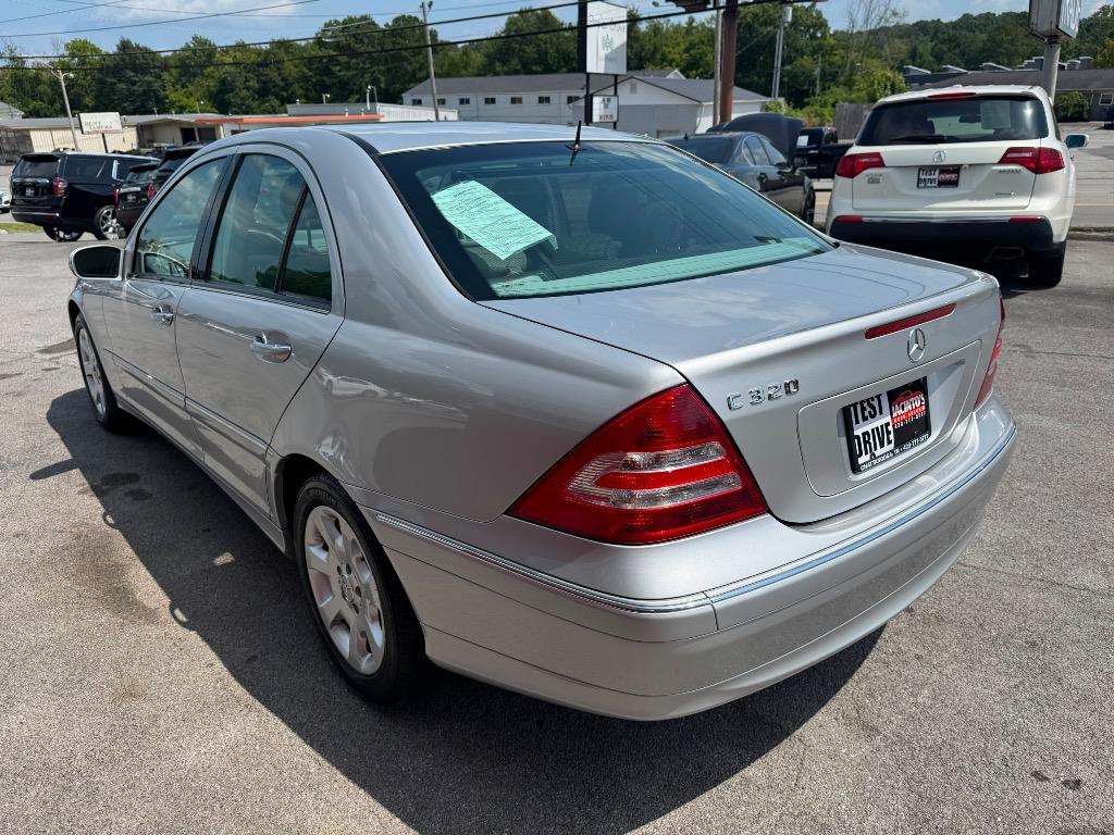 2005 Mercedes-Benz C-Class - $10,995