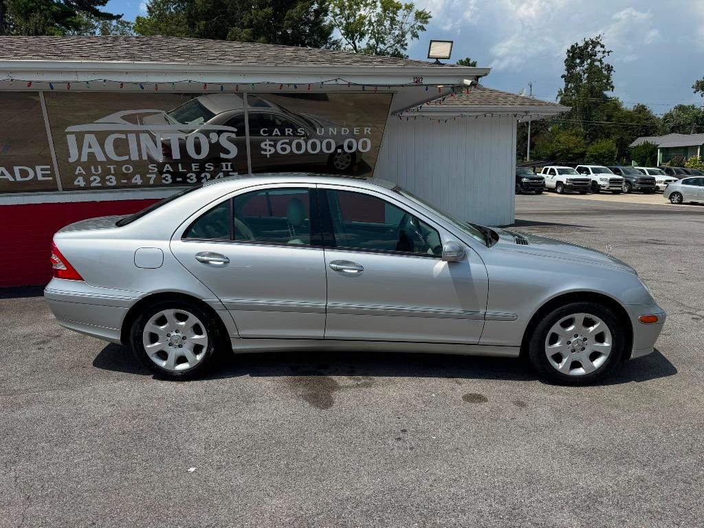 2005 Mercedes-Benz C-Class - $10,995