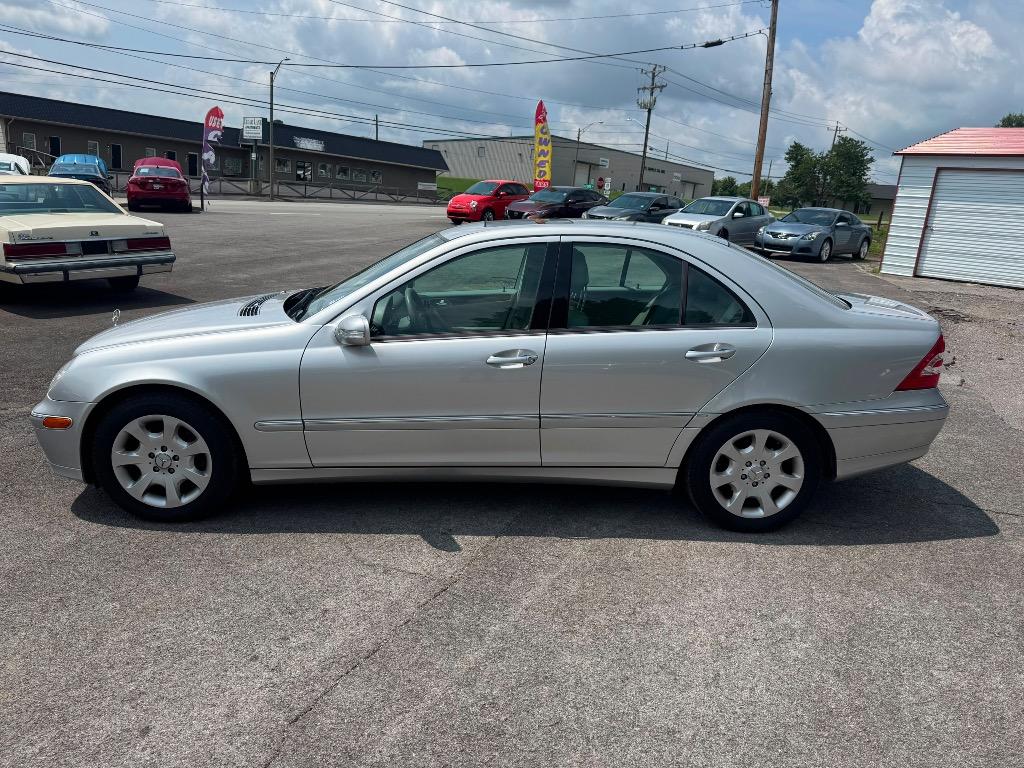2005 Mercedes-Benz C-Class - $10,995