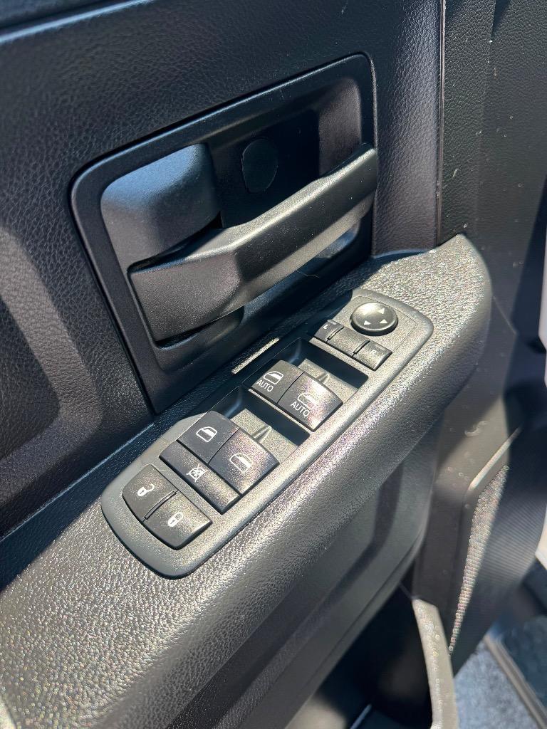 2017 Ram 1500 - $10,995