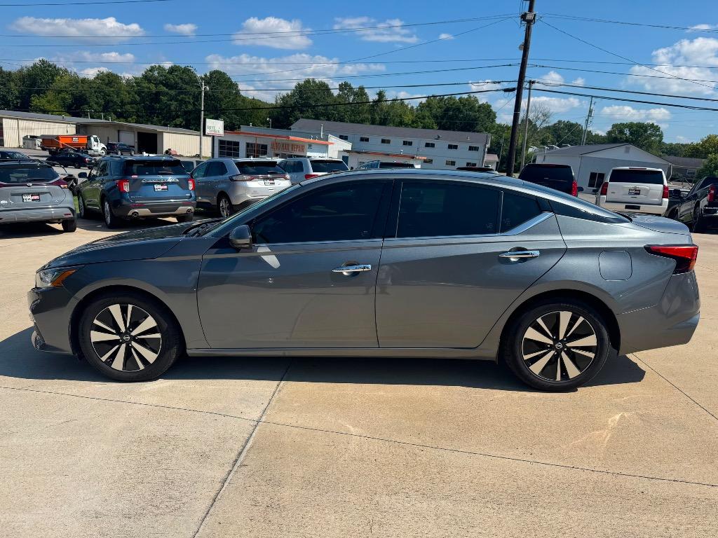 2019 Nissan Altima - $12,995