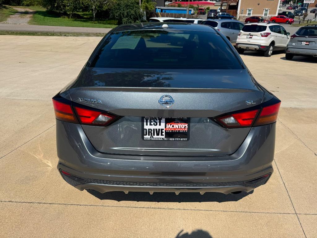 2019 Nissan Altima - $12,995