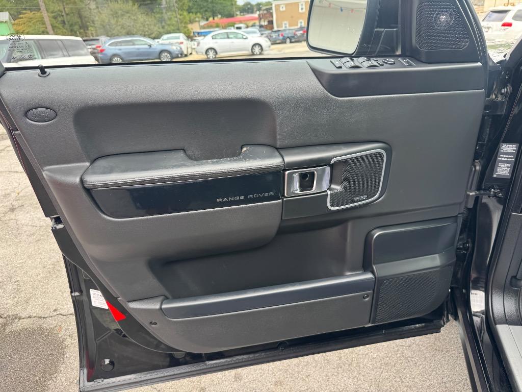 2012 Land Rover Range Rover - $8,995
