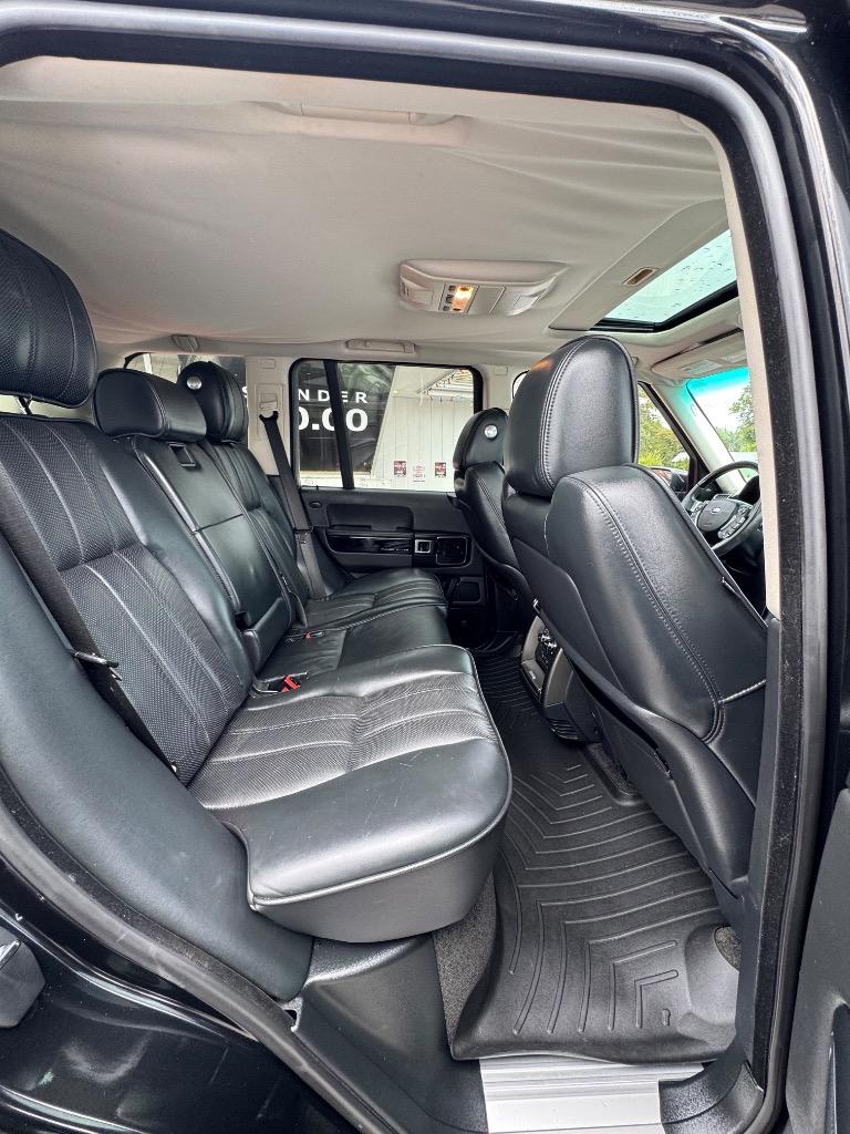 2012 Land Rover Range Rover - $8,995