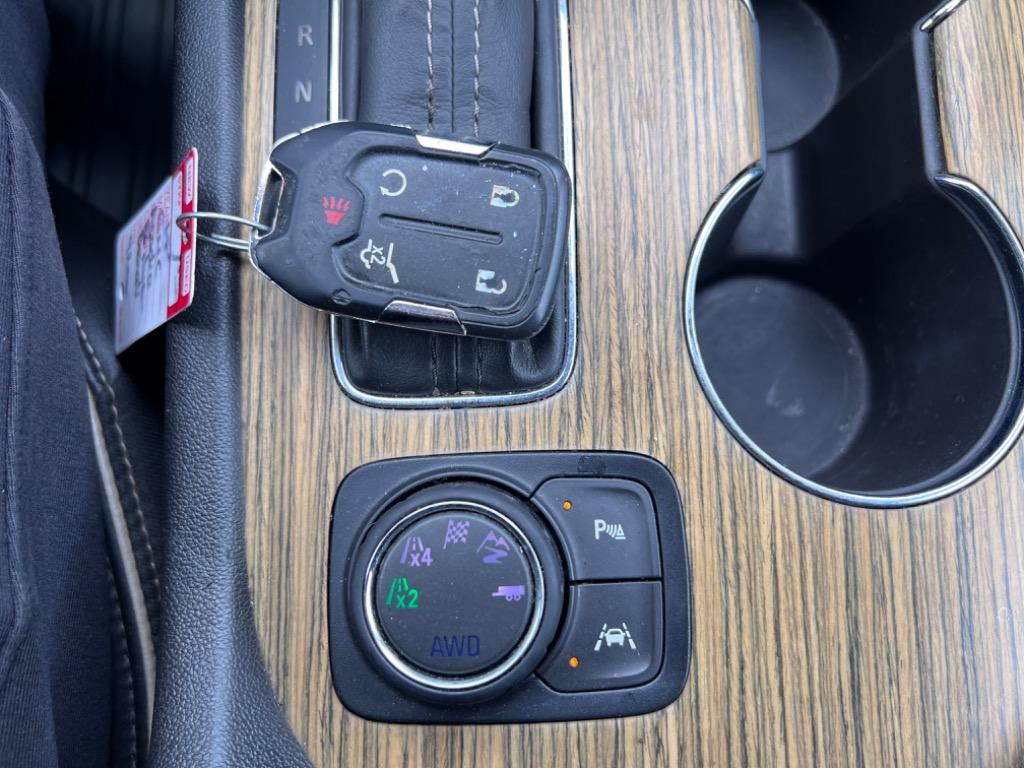 2018 GMC Acadia Denali photo