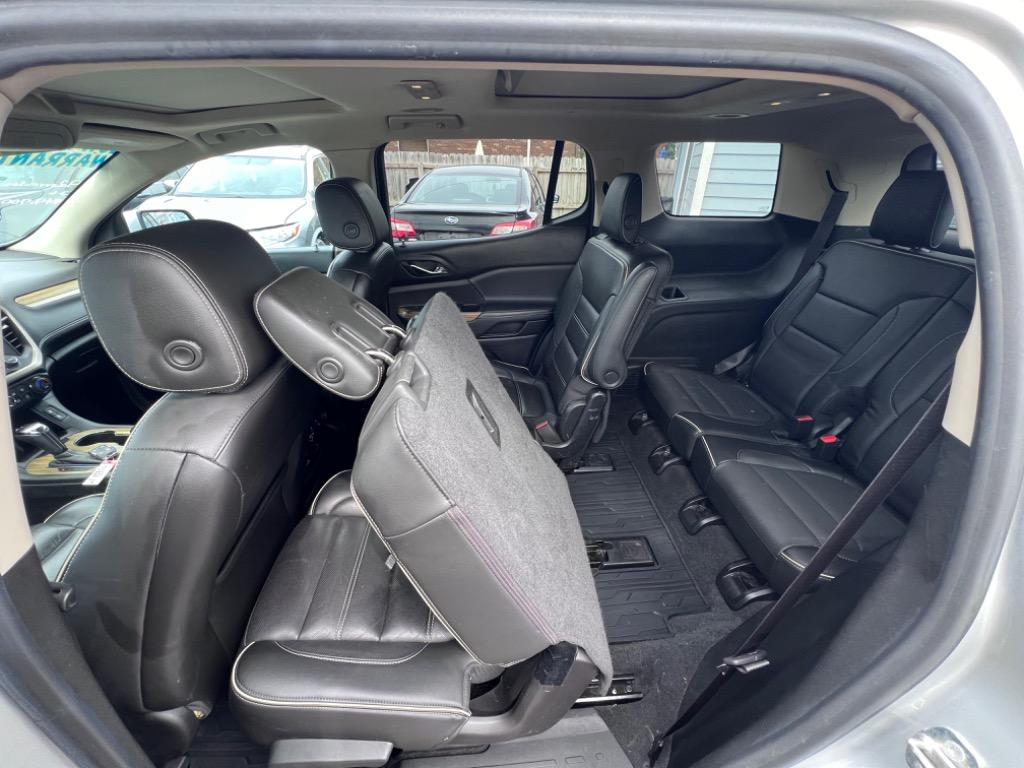 2018 GMC Acadia Denali photo