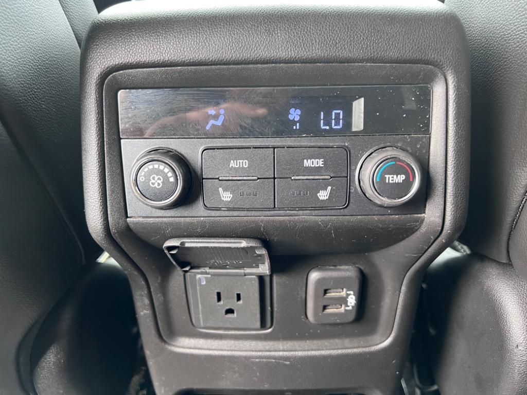 2018 GMC Acadia Denali photo