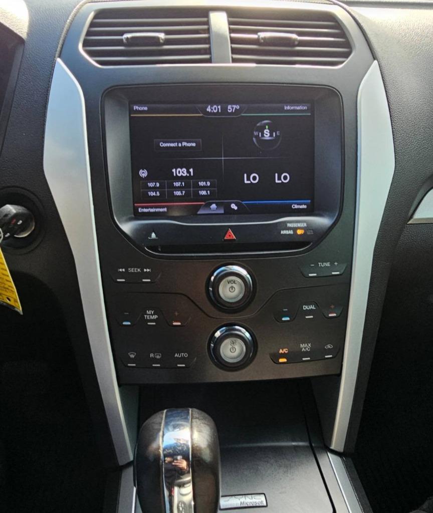 2013 Ford Explorer - $8,400