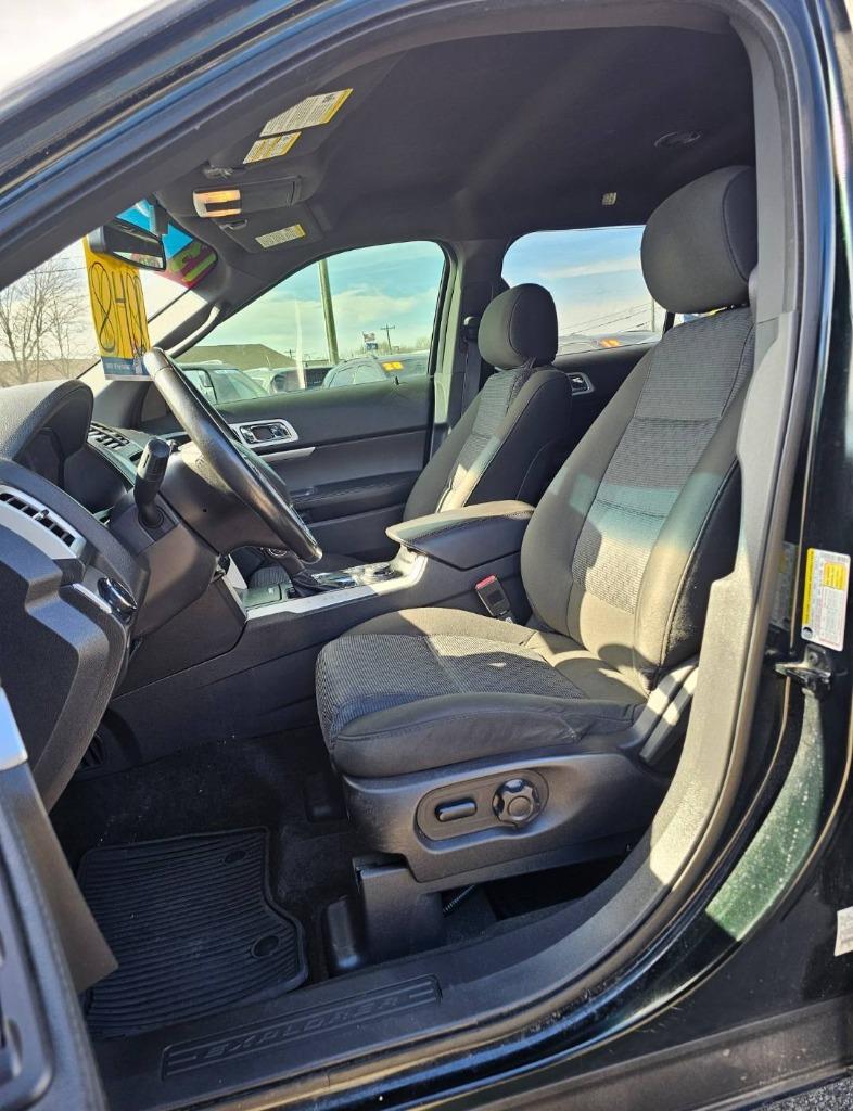 2013 Ford Explorer XLT photo