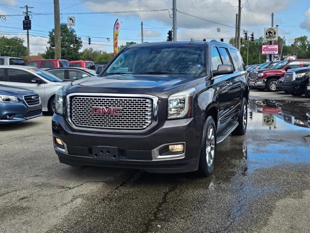 2015 GMC Yukon XL Denali photo