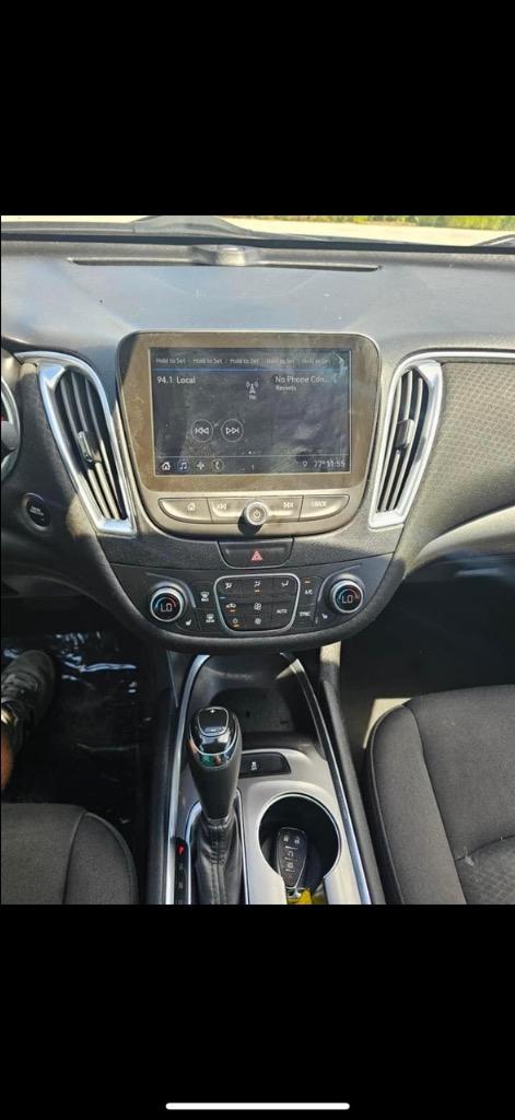 2019 Chevrolet Malibu LT photo