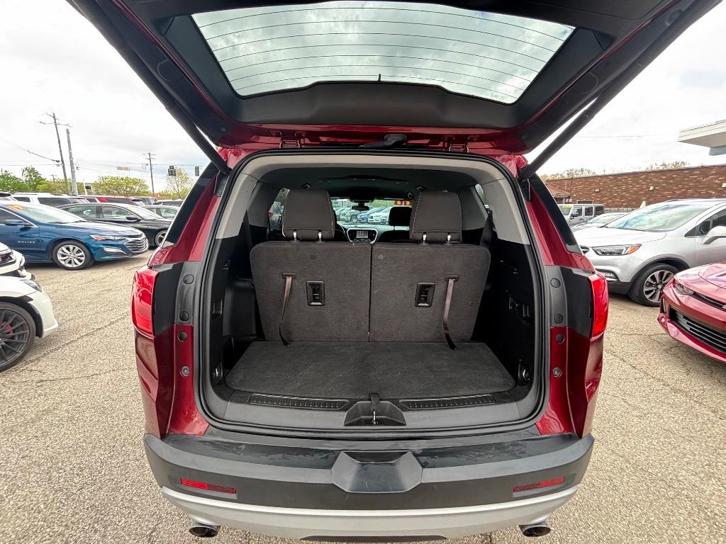 2017 GMC Acadia SLE2 photo