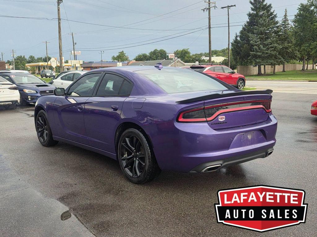 2016 Dodge Charger - $9,900