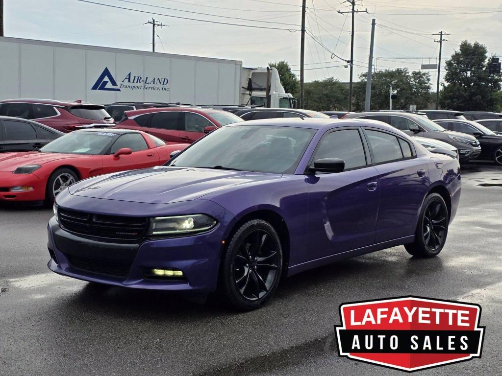 2016 Dodge Charger - $9,900