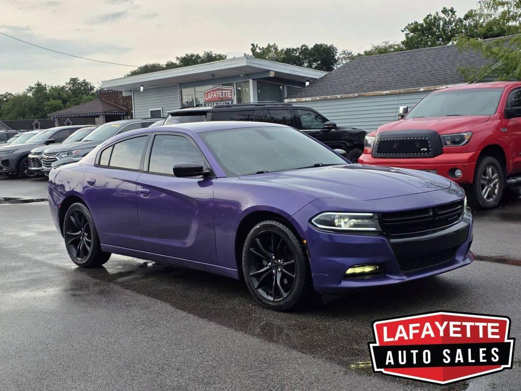 2016 Dodge Charger - $9,900