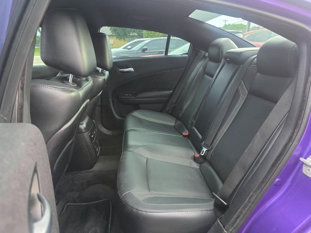 2016 Dodge Charger - $9,900