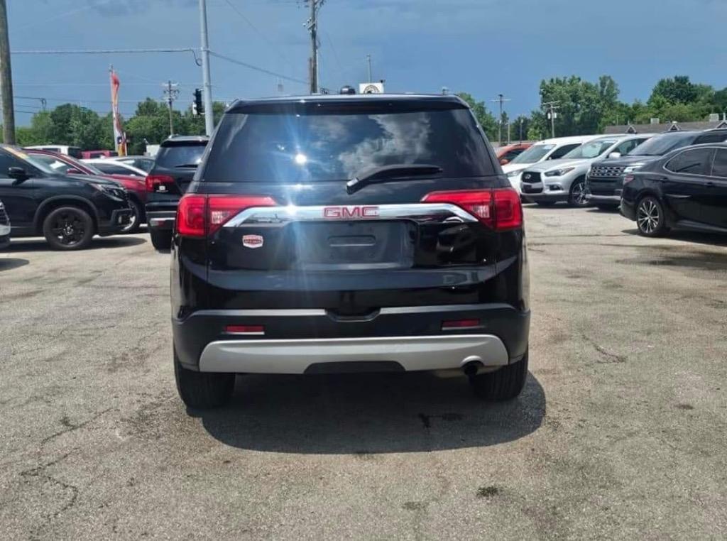 2018 GMC Acadia SLE1 photo