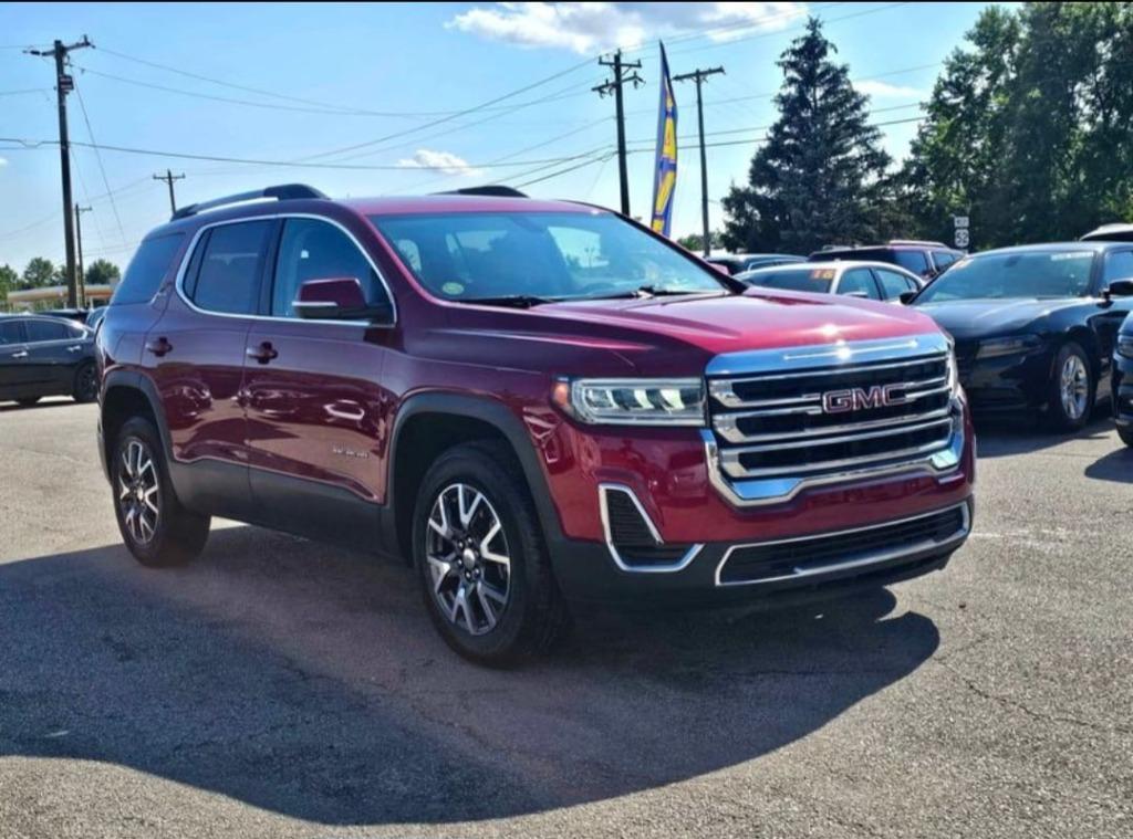 2020 GMC Acadia SLE photo