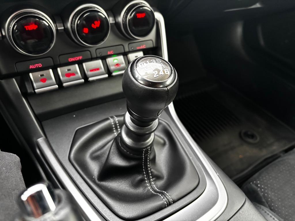 2023 Toyota GR86 Premium photo