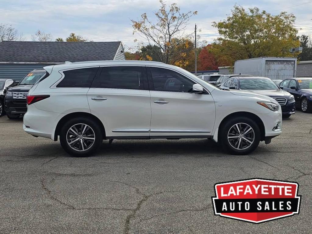 2017 Infiniti QX60  photo