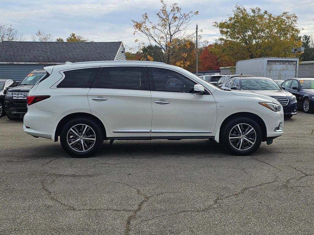 2017 Infiniti QX60  photo