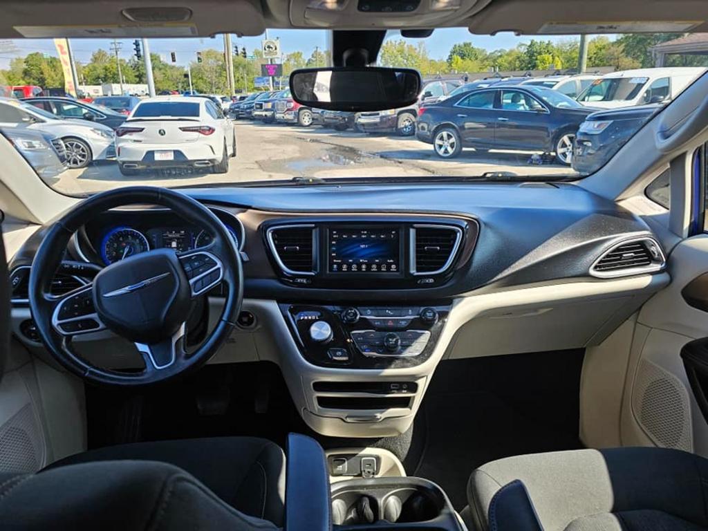2019 Chrysler Pacifica Touring Plus photo