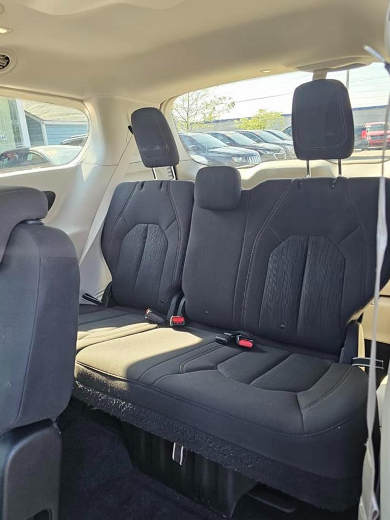 2019 Chrysler Pacifica Touring Plus photo