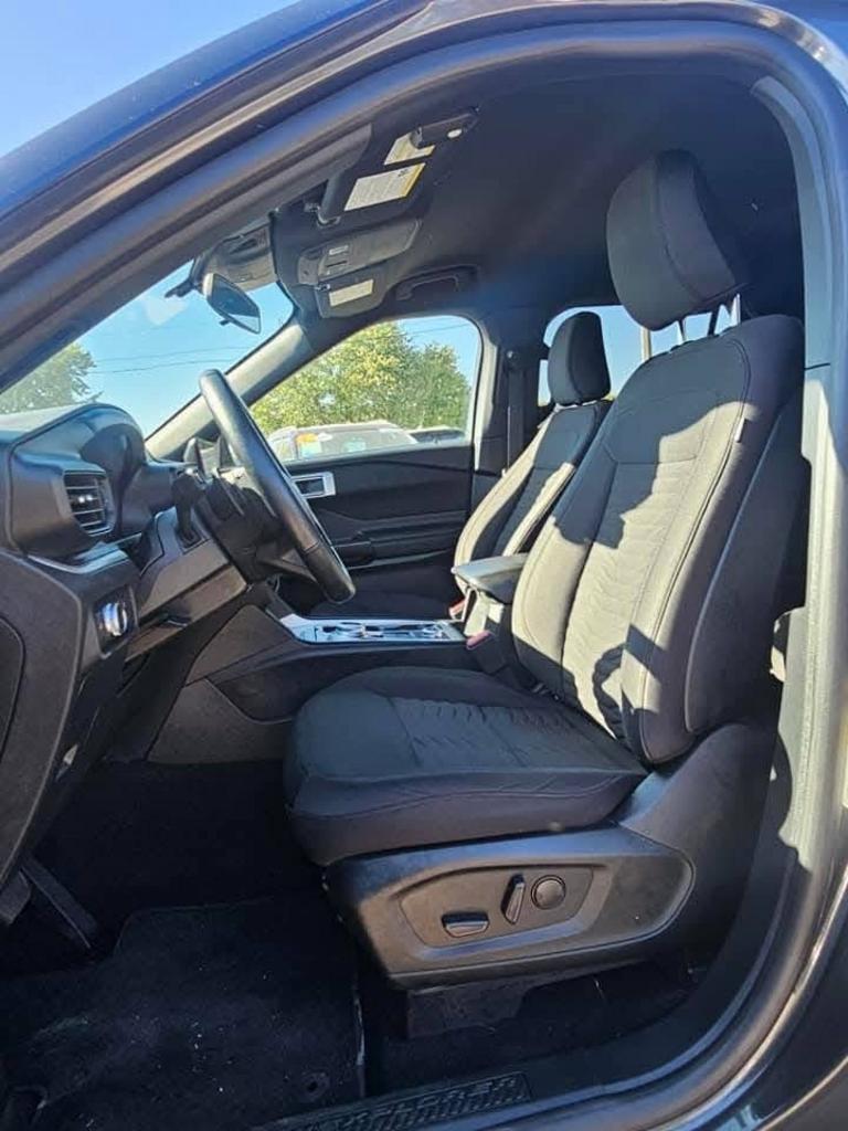 2020 Ford Explorer XLT photo