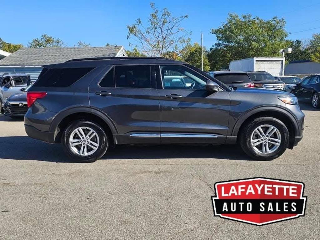 2020 Ford Explorer XLT photo