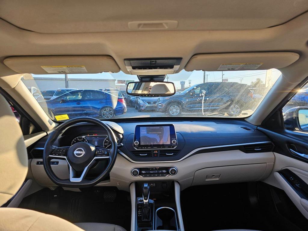 2020 Nissan Altima - $19,900