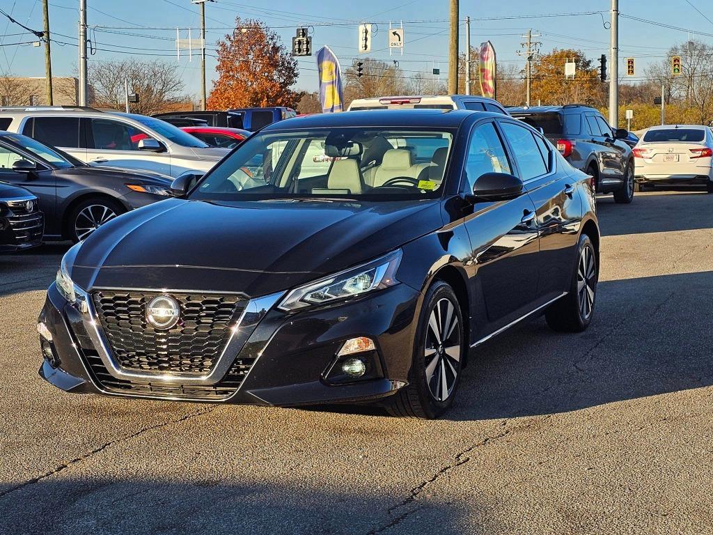 2020 Nissan Altima - $19,900