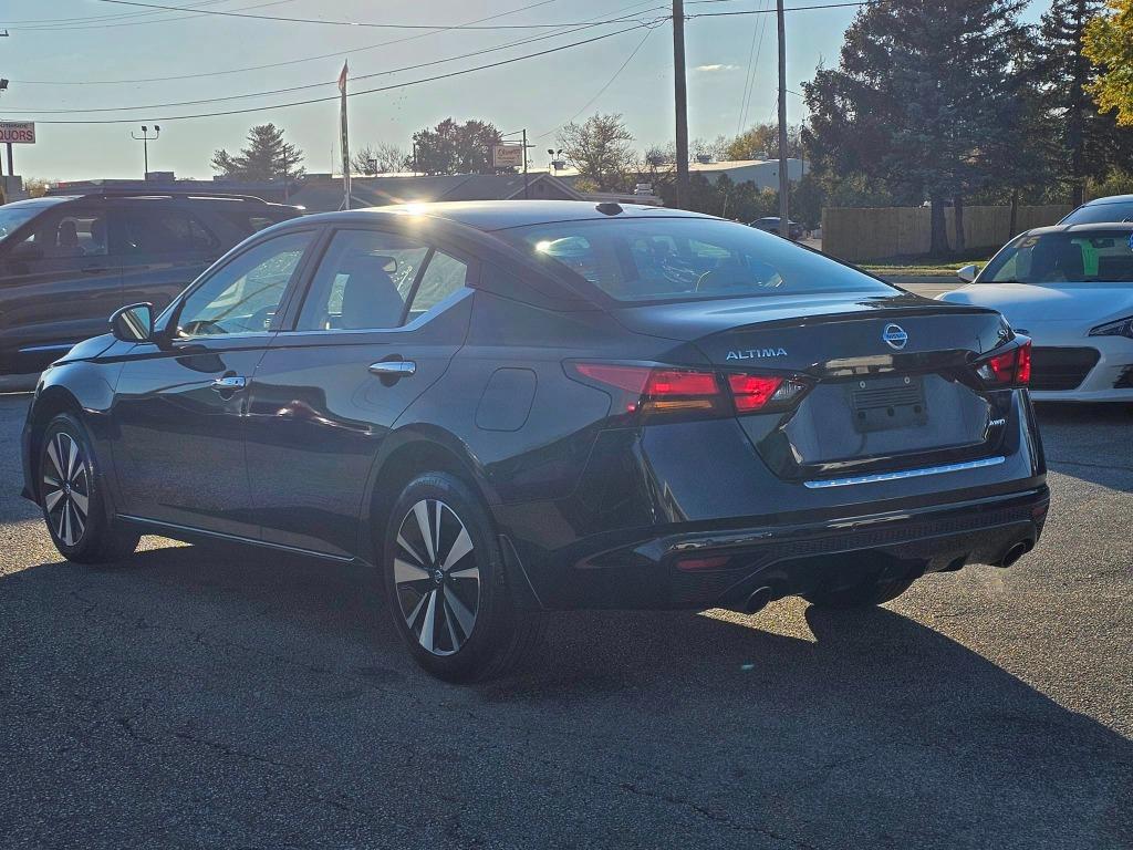 2020 Nissan Altima - $19,900